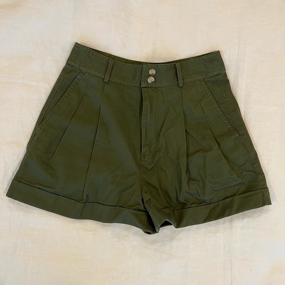 NWT Madewell Pleated Shorts In Dried Clover Size 4 - Picture 4 of 7